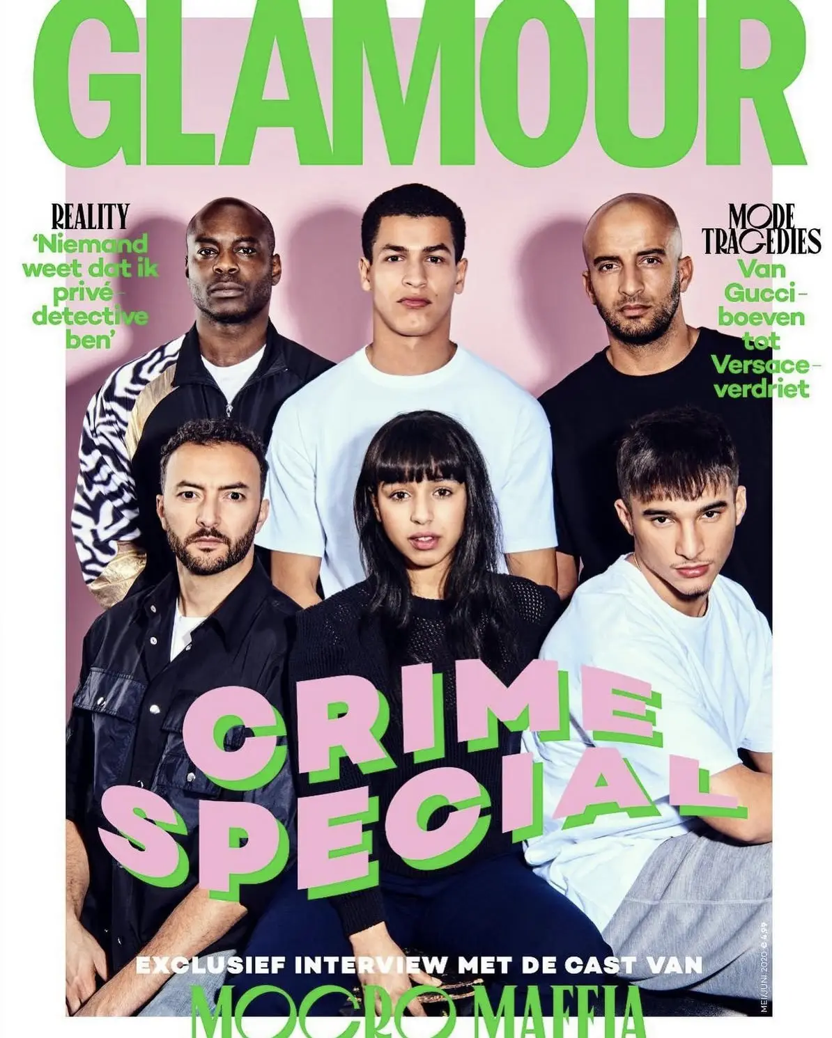 Cover van Glamour, Crime Special, met een groep mensen in witte en zwarte kleding